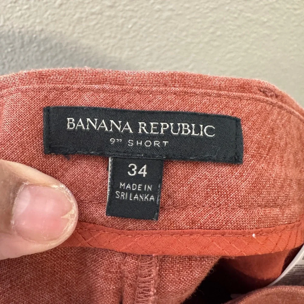Banana Republic Mens 9